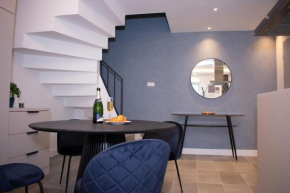 Luxury Cozy 2 BDR Downtown Apt.5